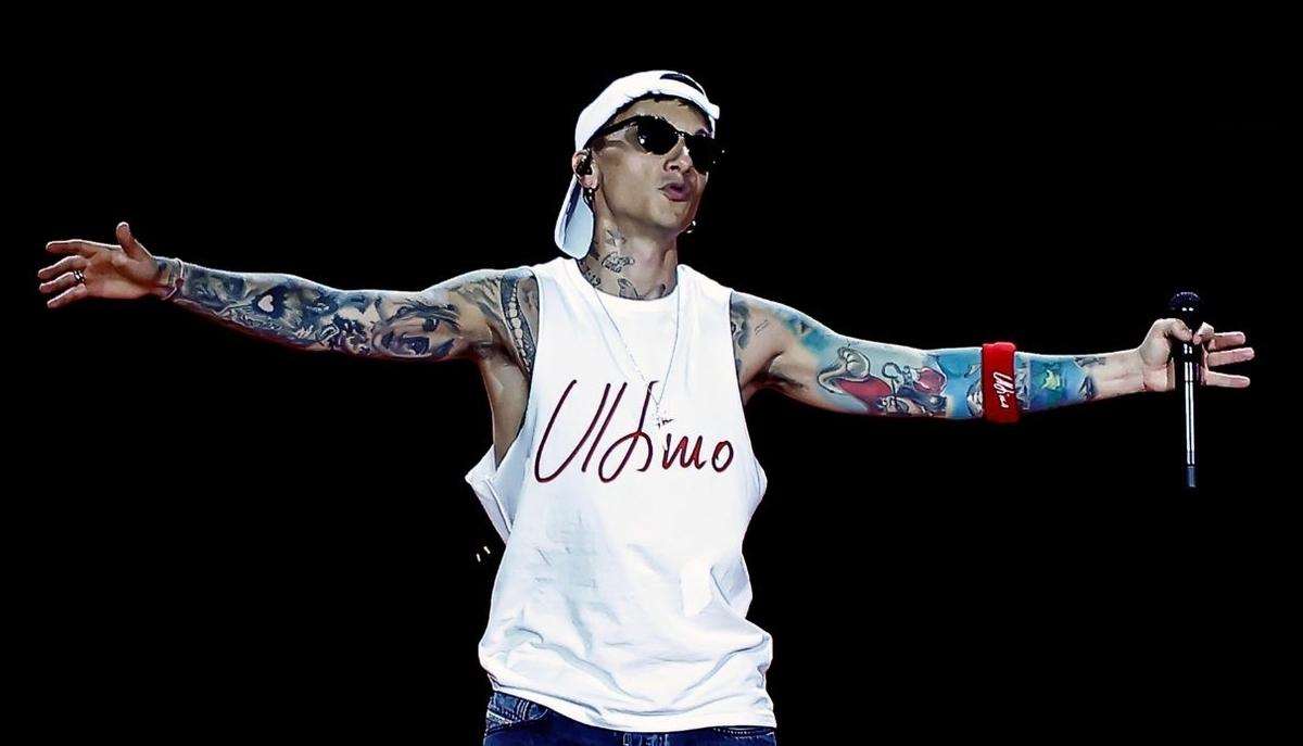 Ultimo, le frasi più belle delle sue canzoni da usare per dediche e social