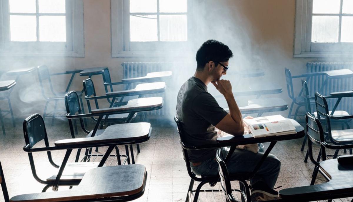 Dopo il diploma la vita sociale sparisce? Il dibattito su Reddit