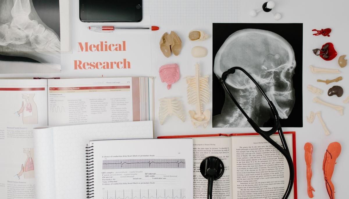 Libri e strumenti di Medicina