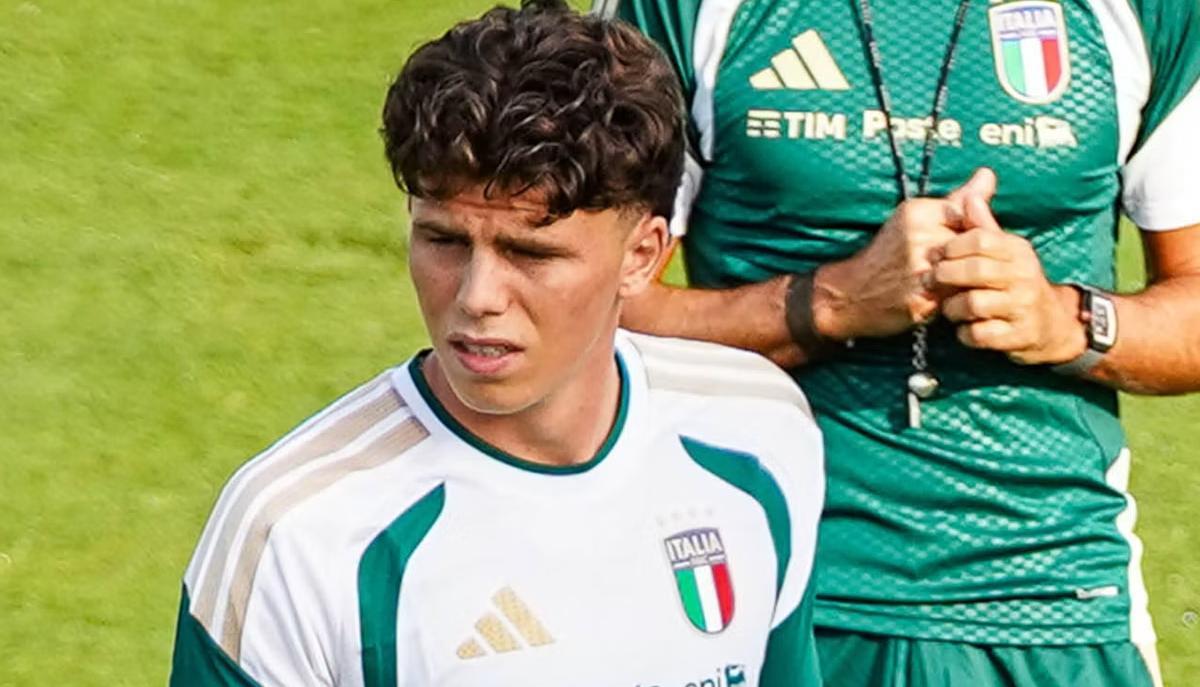 Chi è Alessandro Romano, il classe 2006 che può prendersi subito la regia dell’Italia