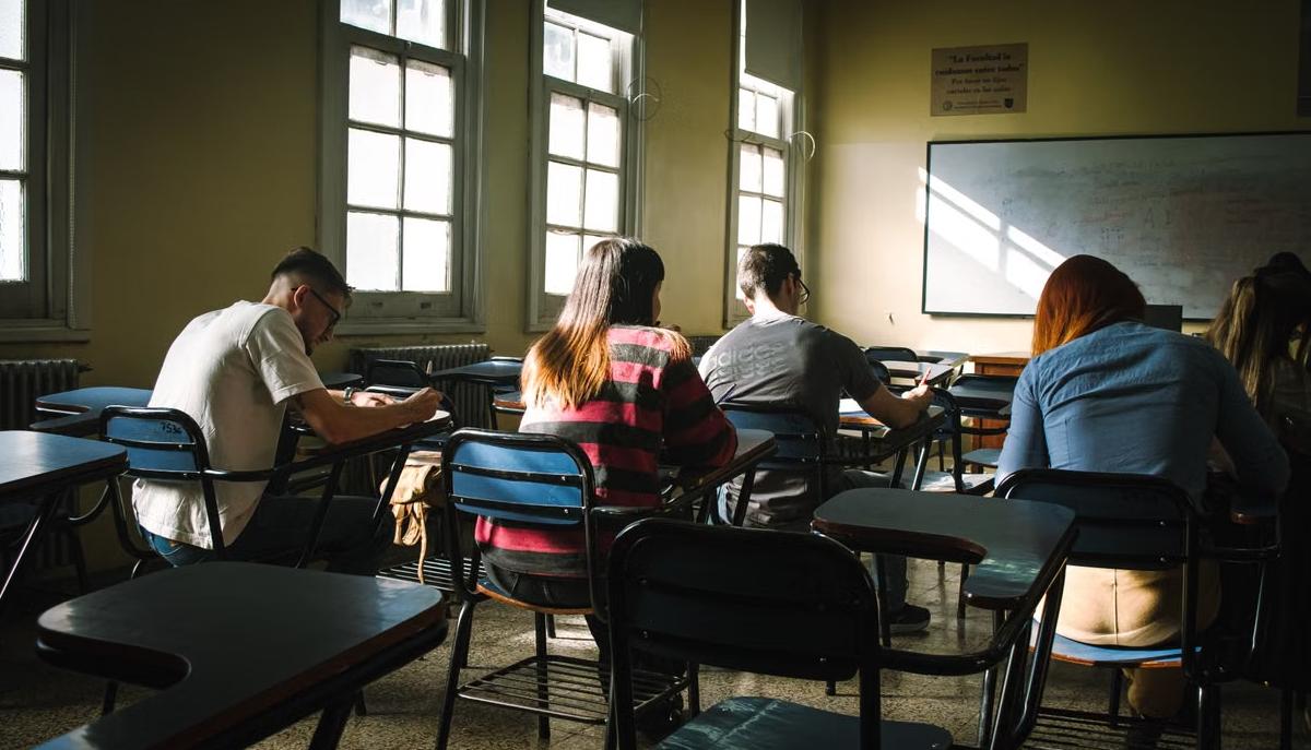 Educazione sessuo-affettiva a scuola, raggiunte le 500 mila firme per il referendum: cosa chiede e cosa potrebbe cambiare