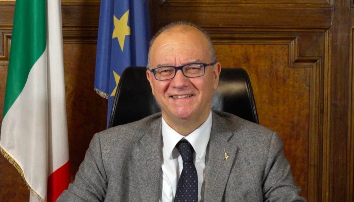 La lettera di Valditara per il nuovo anno scolastico: "Vorrei cominciarlo con una parola: rispetto"