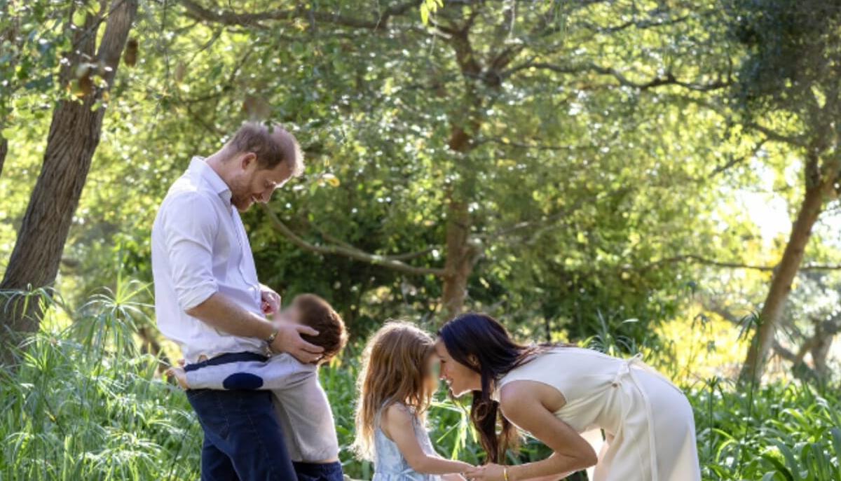 Harry e Meghan tornano nel Regno Unito: i figli iscritti a una scuola privata da oltre 35mila dollari l’anno
