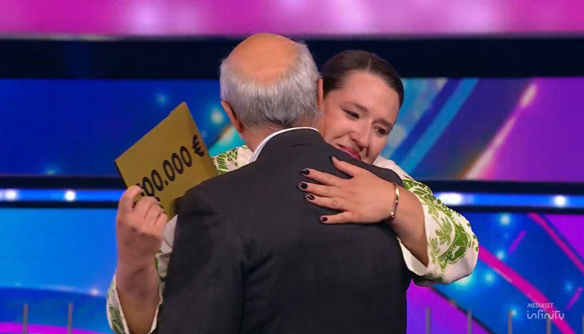La prof Giulia stravince a La Ruota della Fortuna: record assoluto con oltre 430mila euro