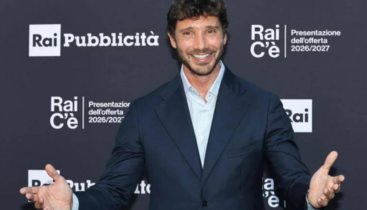 Regolamento Sanremo 2027: intelligenza artificiale, serata performance e tutte le novità