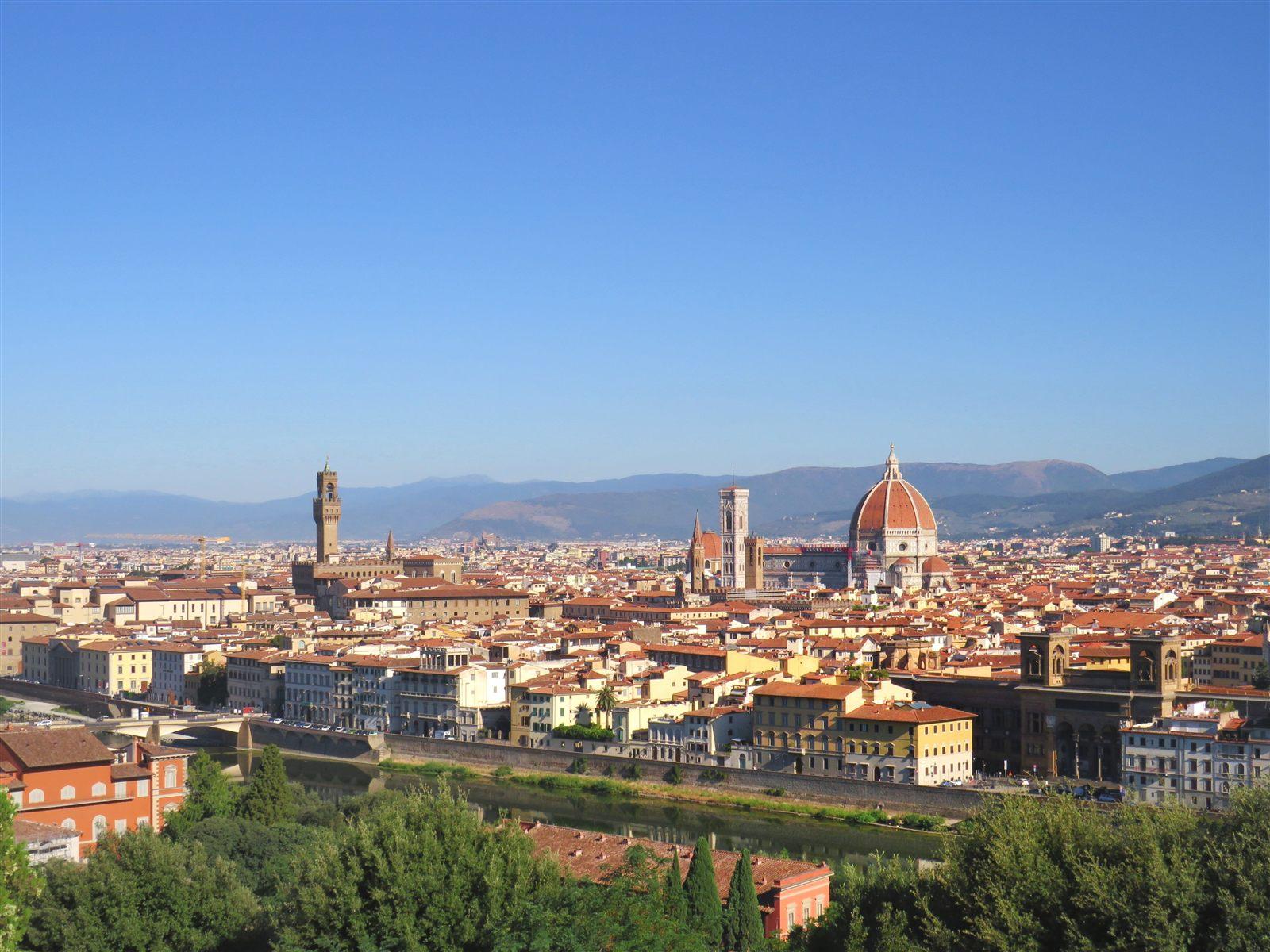 Panorama di Firenze dal Piazzale Michelangelo, città del poeta Mario Luzi