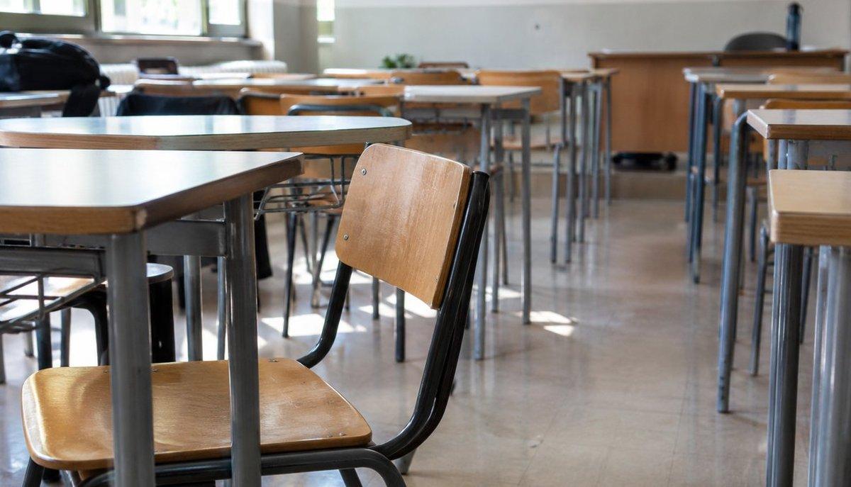 Classe vuota dell'Istituto Crocetti-Cerulli di Giulianova dopo l'alterco