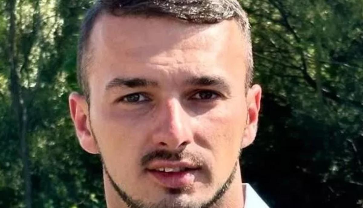 Costretto a fare 200 km al giorno per insegnare in tre scuole: la giornata impossibile di un prof