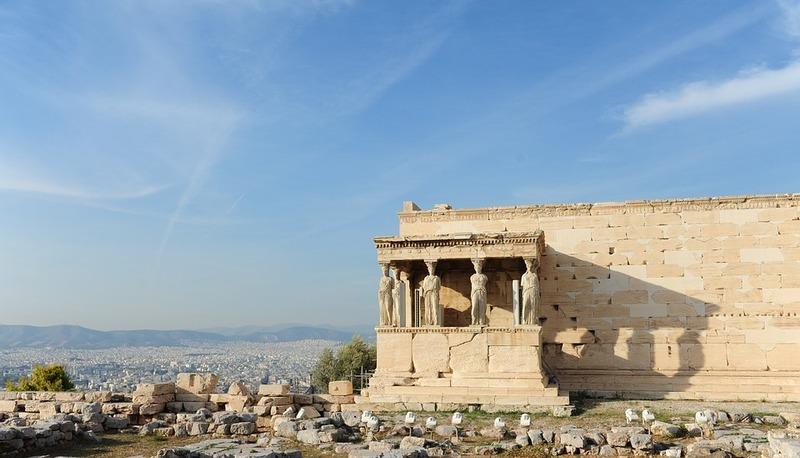 Epiteti nell'Iliade: Caratterizzazione dei Personaggi Omerici articolo