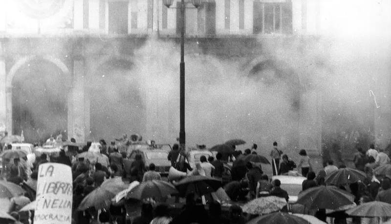 Dalle guerre mondiali al boom economico: l'evoluzione dell'Italia moderna articolo