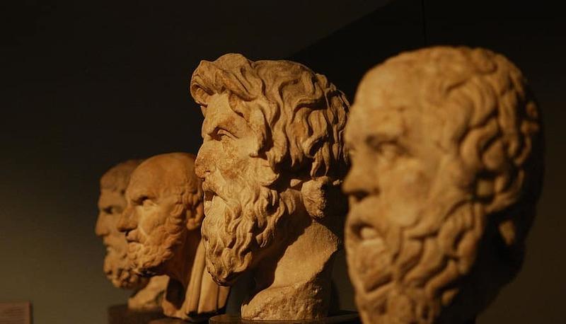 Frontisterio, il pensatoio di Socrate nelle Nuvole di Aristofane articolo