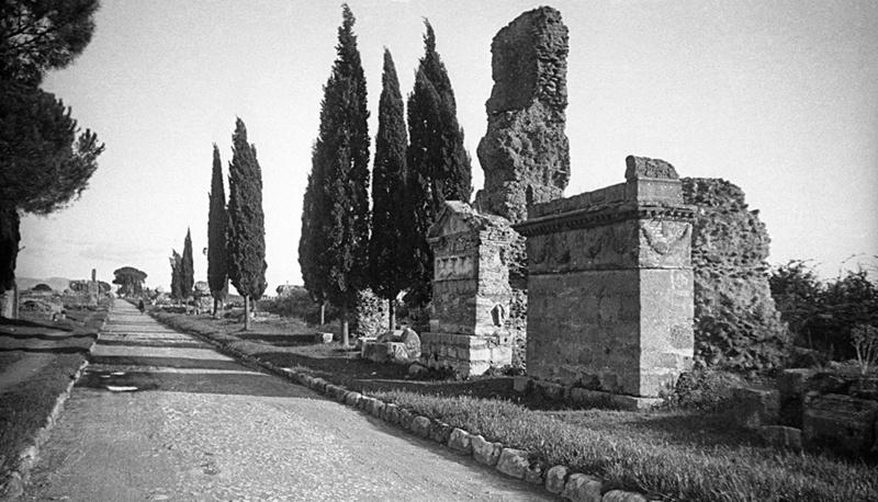 Assassinio di Giulio Cesare e Secondo Triumvirato articolo