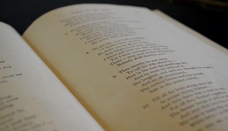 Giacomo da Lentini: Pioniere del Sonetto e della Scuola Siciliana articolo