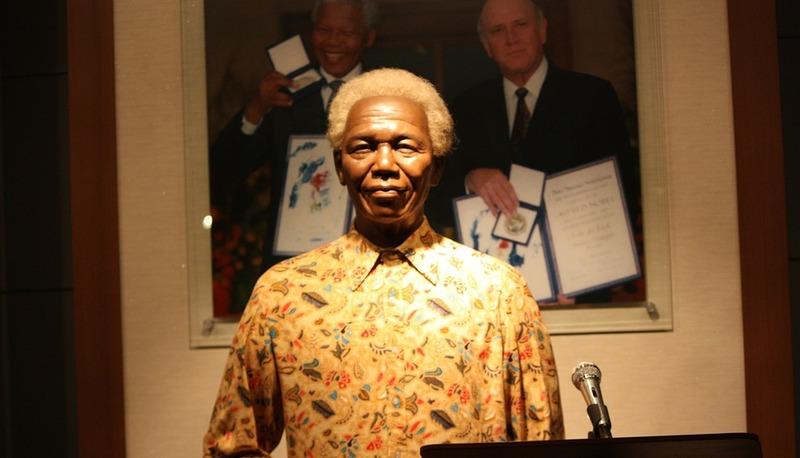 Nelson Mandela: l’uomo simbolo della lotta per i diritti umani articolo