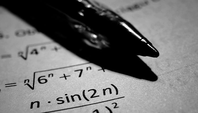 Numeri irrazionali, algebrici e trascendenti articolo
