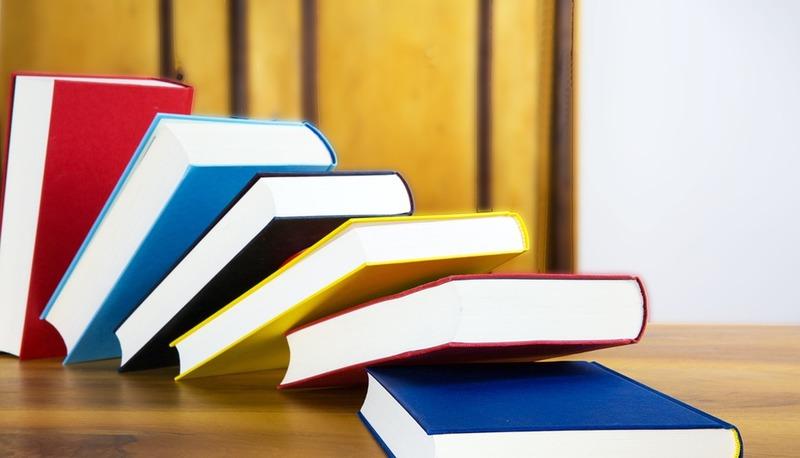 La vita e le opere di Oscar Wilde: tra estetismo e controversie articolo