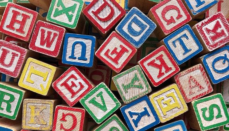 Dittonghi, trittonghi, iati e accenti: regole grammaticali articolo