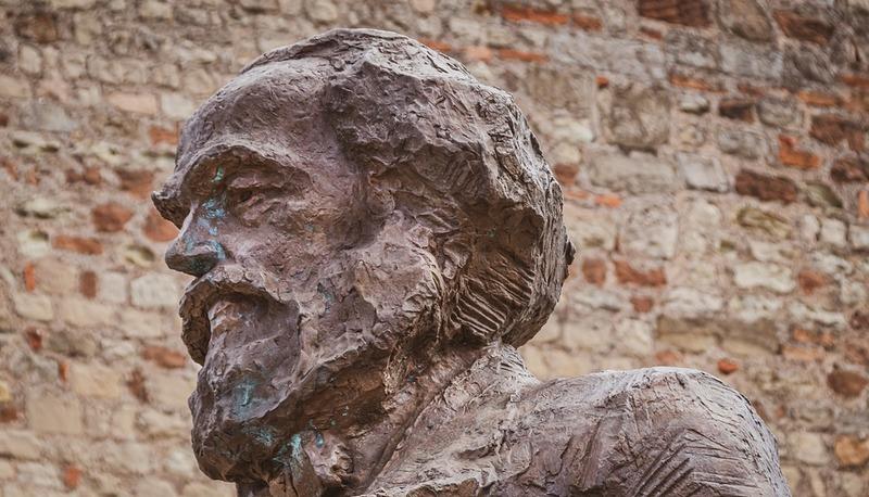 Karl Marx - Manifesto del partito comunista articolo