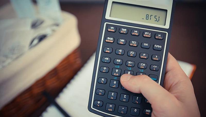 Equazioni logaritmiche: formule ed esercizi articolo