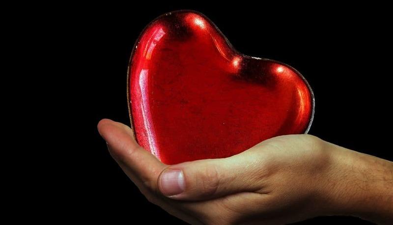 Conflitto tra cuore e ragione, tema articolo