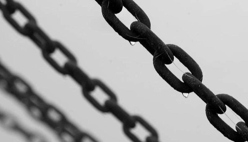 L’ansia: tipologie e sintomi fisici e psichici articolo
