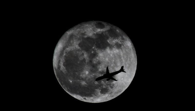 Luna: principali caratteristiche e missioni lunari articolo