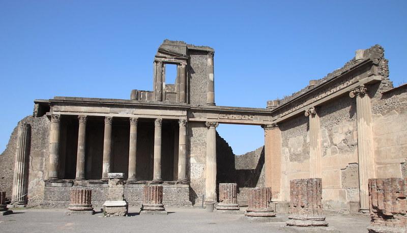 La pittura romana e i quattro stili pompeiani articolo