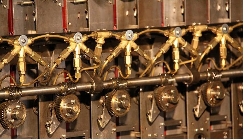Alan Turing e Enigma: storia di un genio articolo