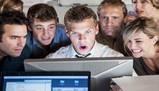 Lavoro: 10 trucchi per non perderlo a causa di Fb