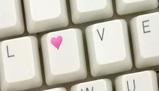 San Valentino: l'amore si trova in rete per 3 su 5