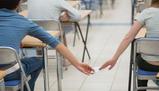 Maturità: i metodi anti-copioni più assurdi del mondo