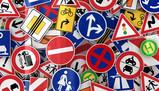 Sai riconoscere i cartelli stradali più strani? Fai il quiz!