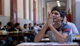Soluzione testo argomentativo diritti umani - traccia svolta simulazione maturità 2019