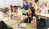Ritorno a scuola, in 9 classi su 10 mascherine scomparse. La maggioranza degli studenti avrebbe mantenuto la Dad