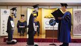 Un robot si "laurea" al posto degli studenti: cerimonia con Avatar