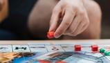 Giochi da tavolo, le regole dei più famosi per giocare con amici e famiglia