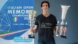 Chi è Andrea Muzii, a 21 anni campione italiano di memoria: memorizza un mazzo di carte in circa 15 secondi