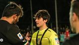 Arbitro di 23 anni spiega regole del calcio su TikTok: l'AIA lo sospende fino al 2024