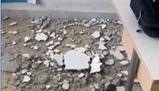 Cadono calcinacci dal soffitto in una scuola di Napoli