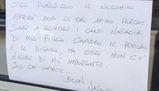 "Sarò a sentire i canti natalizi di mio figlio, il negozio apre più tardi": il biglietto del negoziante fa il giro del web