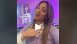 Su TikTok c'è la maestra che insegna lo spagnolo traducendo le canzoni di Sanremo 2024 (e facendole cantare)