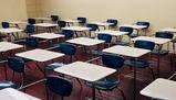 Niente smartphone a scuola: per chi sgarra fino a un mese di ritiro