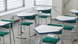 Studente 17enne dà un pugno alla preside: voleva tornare a scuola dopo averla lasciata un anno prima
