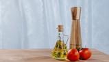 Se porti olio e pomodori la mensa è scontata: l'iniziativa della scuola non è figlia della crisi ma della lotta agli sprechi