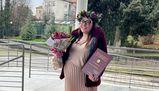 “Con la valigia per il parto in auto": Daniela sfida il tempo e si laurea al 9° mese. La dedica al figlio è commovente