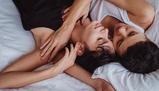 Le coppie che si addormentano insieme sono le più felici