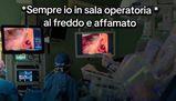 Medici al freddo e affamati: la paradossale realtà di chi lavora in sala operatoria