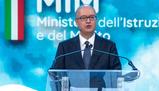 Compiti sul diario e stop alle verifiche accumulate: cosa cambia con la nuova nota del MIM