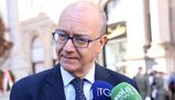 Tetto agli studenti stranieri in classe, Valditara: "Riguarderà chi non conosce l'italiano" (e non il passaporto)