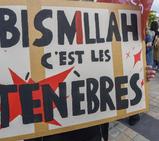 “Bismillah, c’est les ténèbres”: cosa significa la frase diventata il simbolo delle proteste degli studenti francesi?